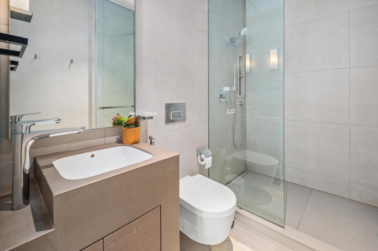 Luxurious 2 Bed Sea View Apt In Address Jbr With Private Access Apartment Dubai